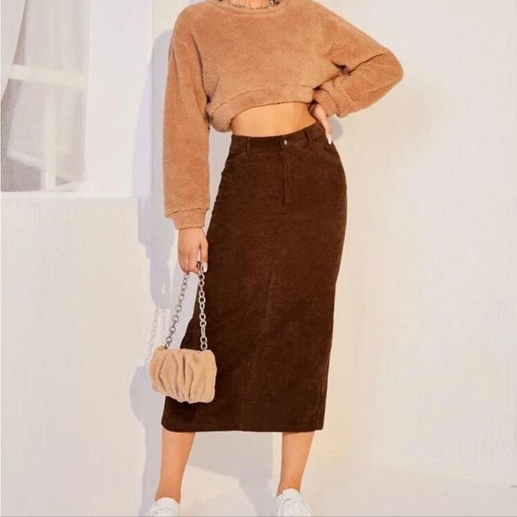 Banana Republic Dresses & Skirts - Banana Republic Long Corduroy skirt